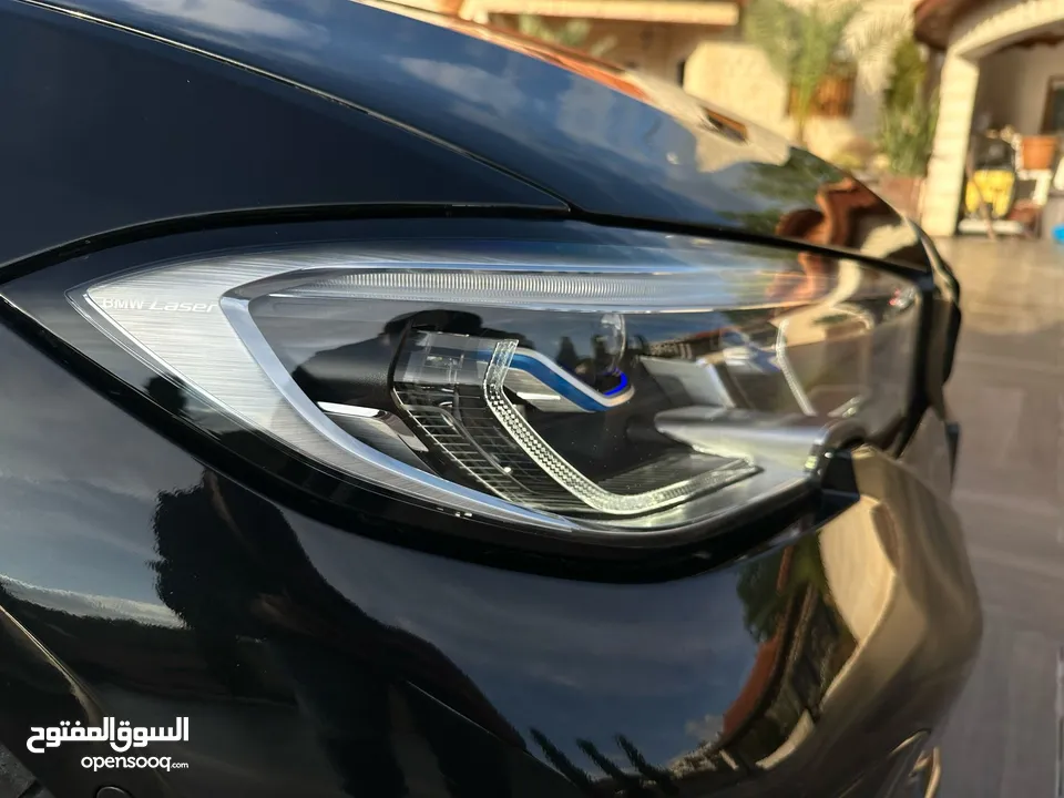 BMW 330i 2019