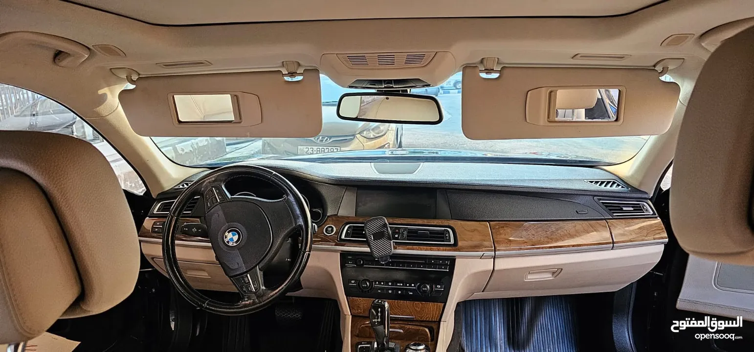 BMW LI 740 2012