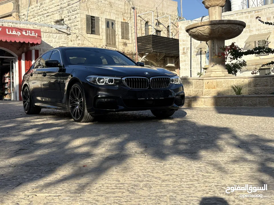 BMW 530e  E drive  Individual