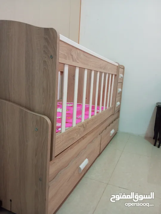 تخت اطفال و بيبي