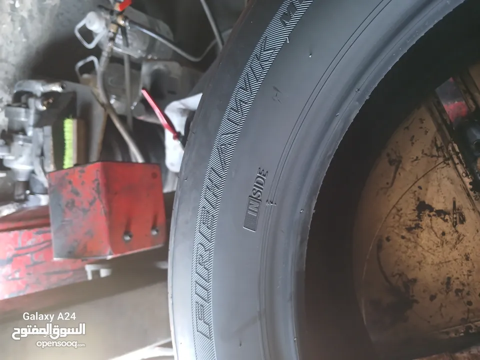 القياس 17 55 225   يرجى قراءت الوصف جيدا ربي يبارك لصاحب النصيب