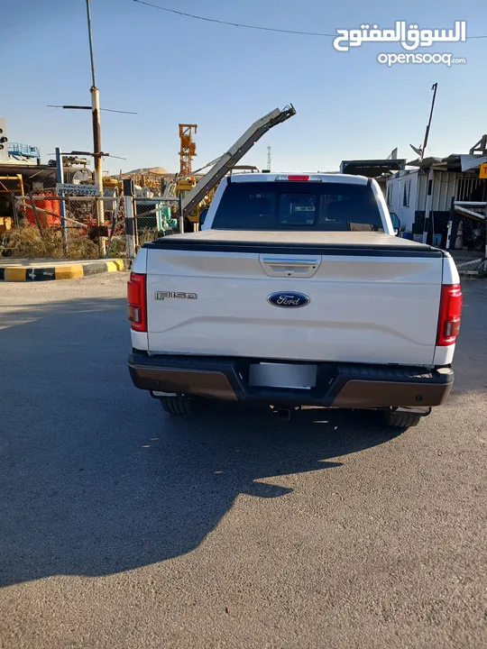 2017 Ford f150 3.5 ecoboost lariat No Customs