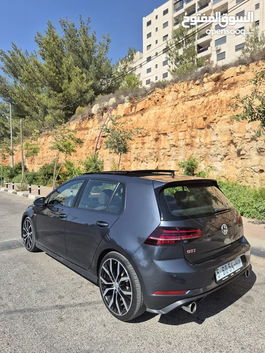 Gti. 2019 ترخيص 2019 فل مسكر  245 حصان ستوك  بويه شركه