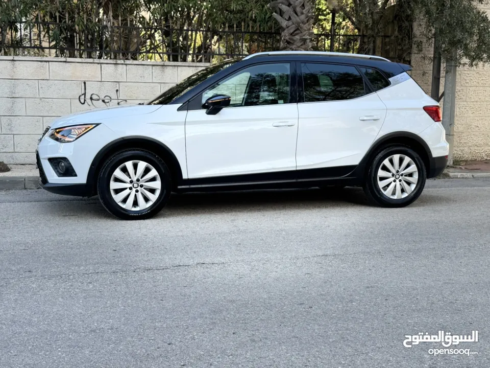 سيات ارونا ترخيص 21 فل اضافات ولا غرام بوية