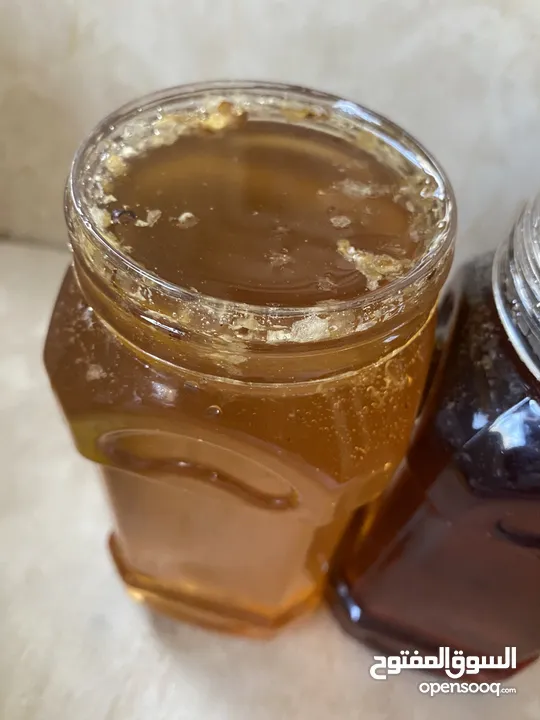عسل الطبيعي  من سيلمانية العراق  يفيد للعلاج  نوع العسل سدر وجبلي لطلب  واتساب