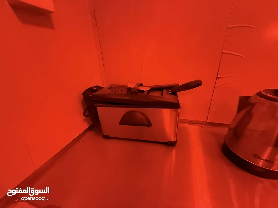 عربة فود ترك للبيع (وجبات خفيفة)  للبيع عربة فود ترك مجهزة بالكامل – شغالة وجاهزة للاستخدام فورًا!