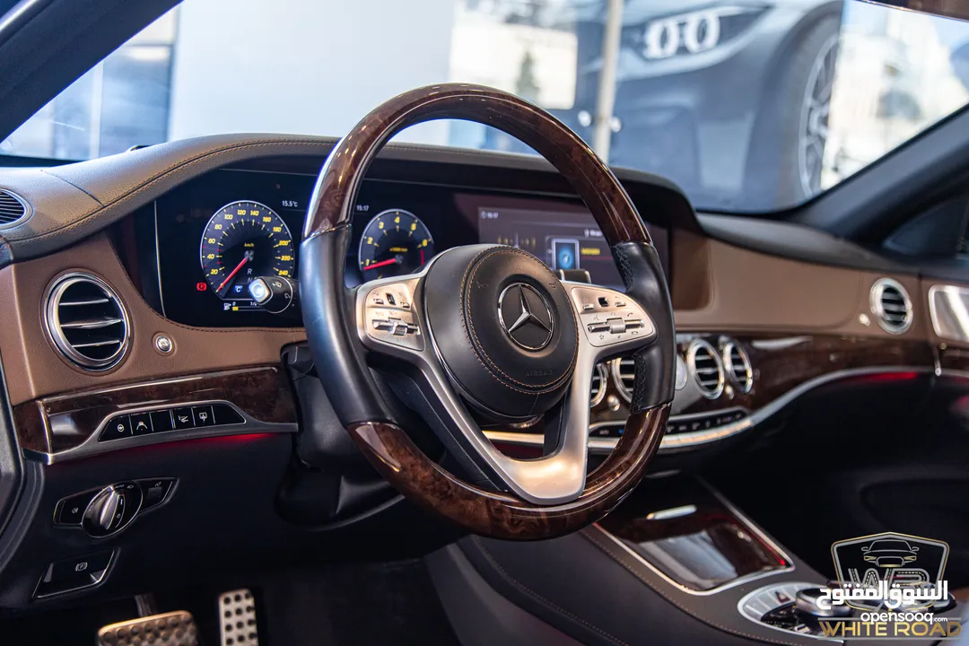 Mercedes S320 2018 Amg kit   السيارة وارد الشركة و قطعت مسافة 40,000 كيلو متر فقط