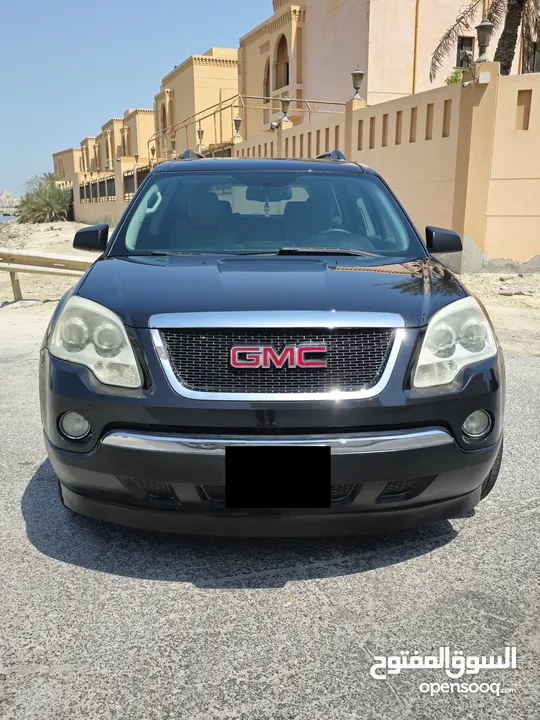 For sale GMC Acadia 2010 low mileage in good condition