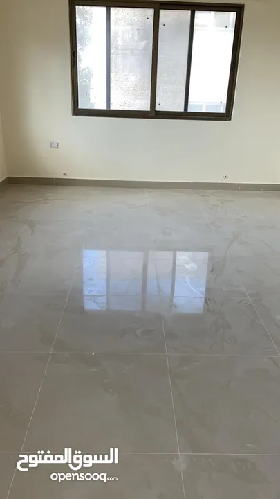 شقه طابق اول  سوبر ديلوكيس للايجار