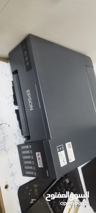طابعة EPSON L8050 بحالة الوكالة طبعت 500 ورقة فقط فيها 75٪ حبر اصلي