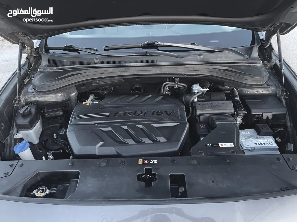 هونداي سانتفيه بكامل الاناقه والفخامه