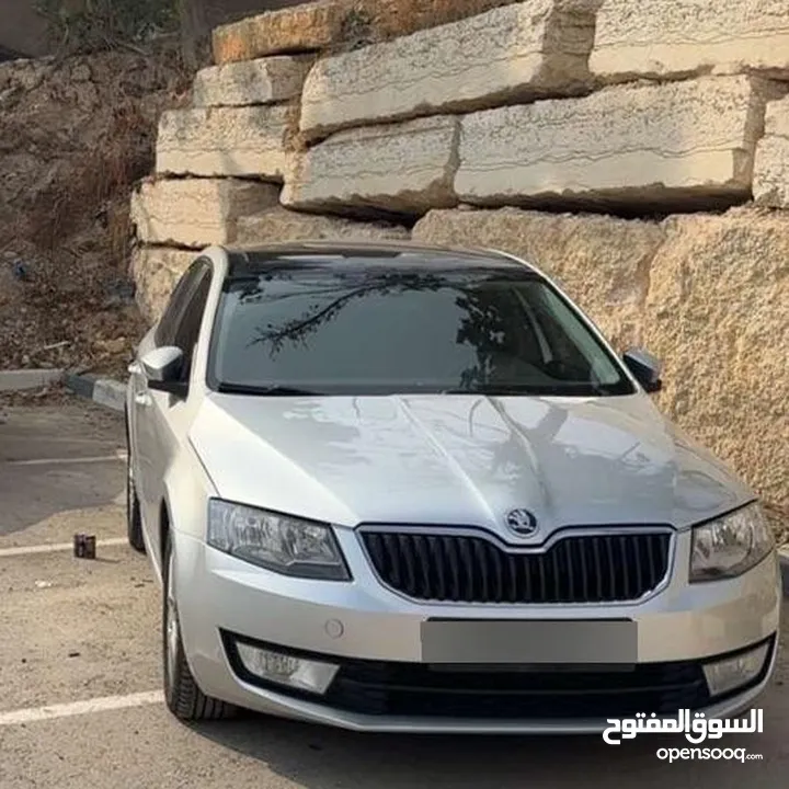 سكودا اكتافيا 2014 قير عادي للبيع