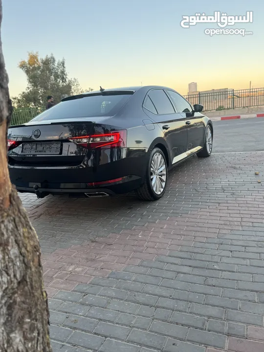 سكودا سوبيروب