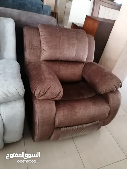 ريكلاينر هزاز و دوار و و Recliner Chair lazy boy ليزي بوي
