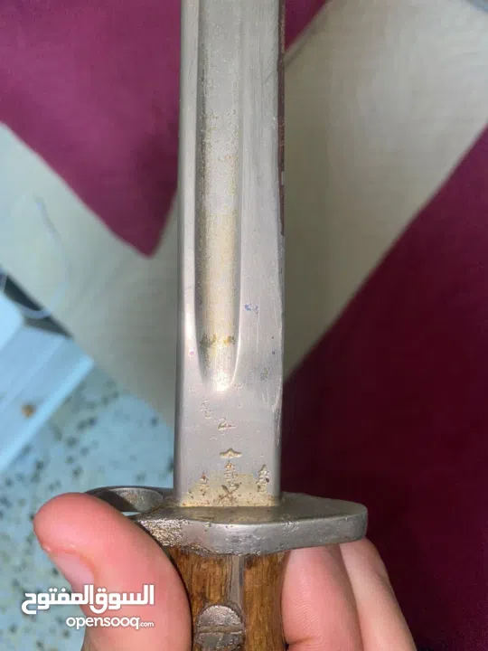 سيف قديم  كما يظهر بصوره