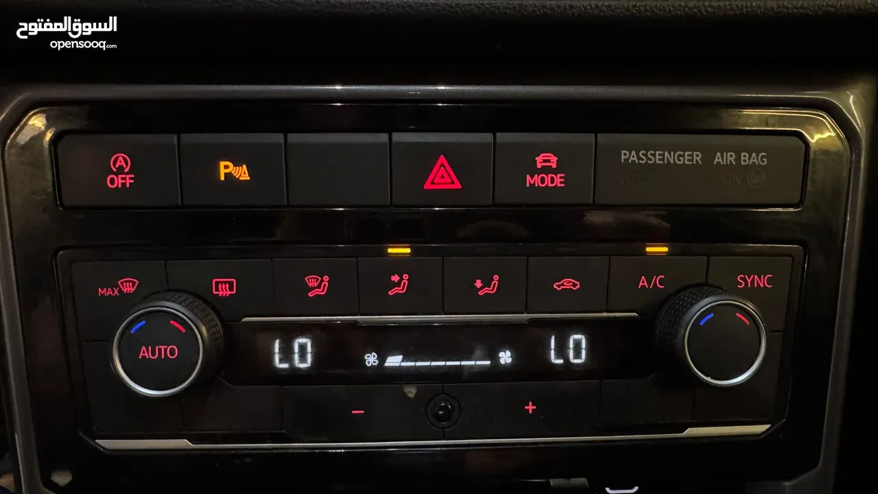 فولكس فاجن T-cross موديل 2021 للبيع  دفعة وشيكات شخصية بدون بنوك ولا كفلاء