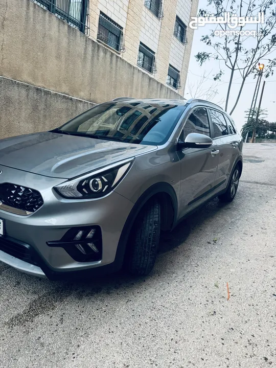 جيب كيا نيرو هايبرد بنزين + كهرباء