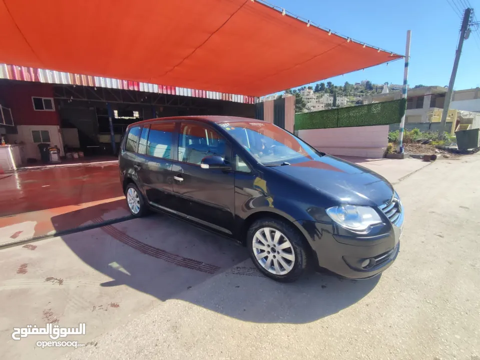 فولكس فاجن توران 2009