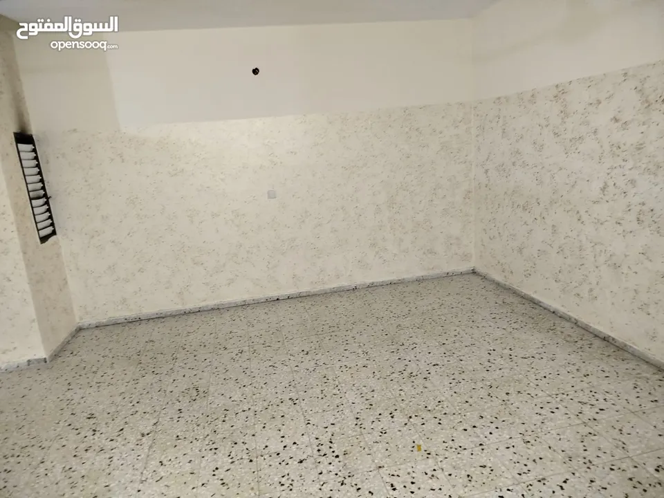 شقه للايجار طولكرم الخير الشرقي