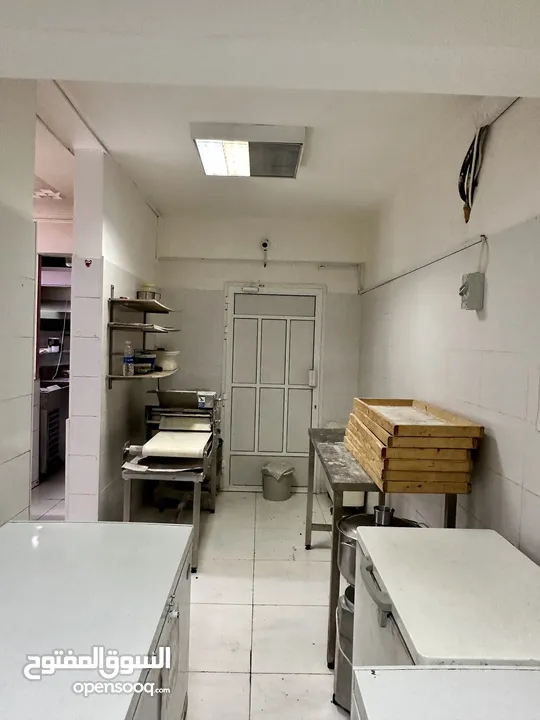 Arabic restaurant for sale URGENTLY -neg -مطعم للمأكولات العربية للبيع المستعجل قابل للتفاوض