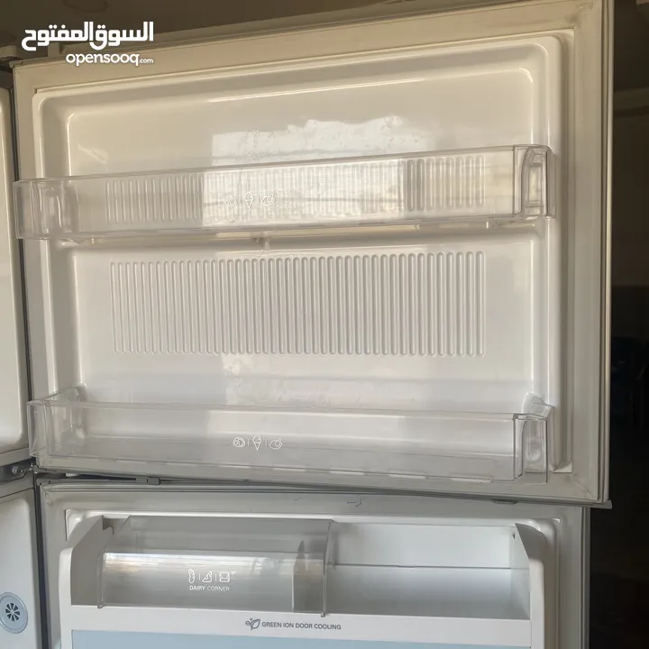ثلاجة ال جي سعة 545.5 لتر بحالة جيدة جدا للبيع
