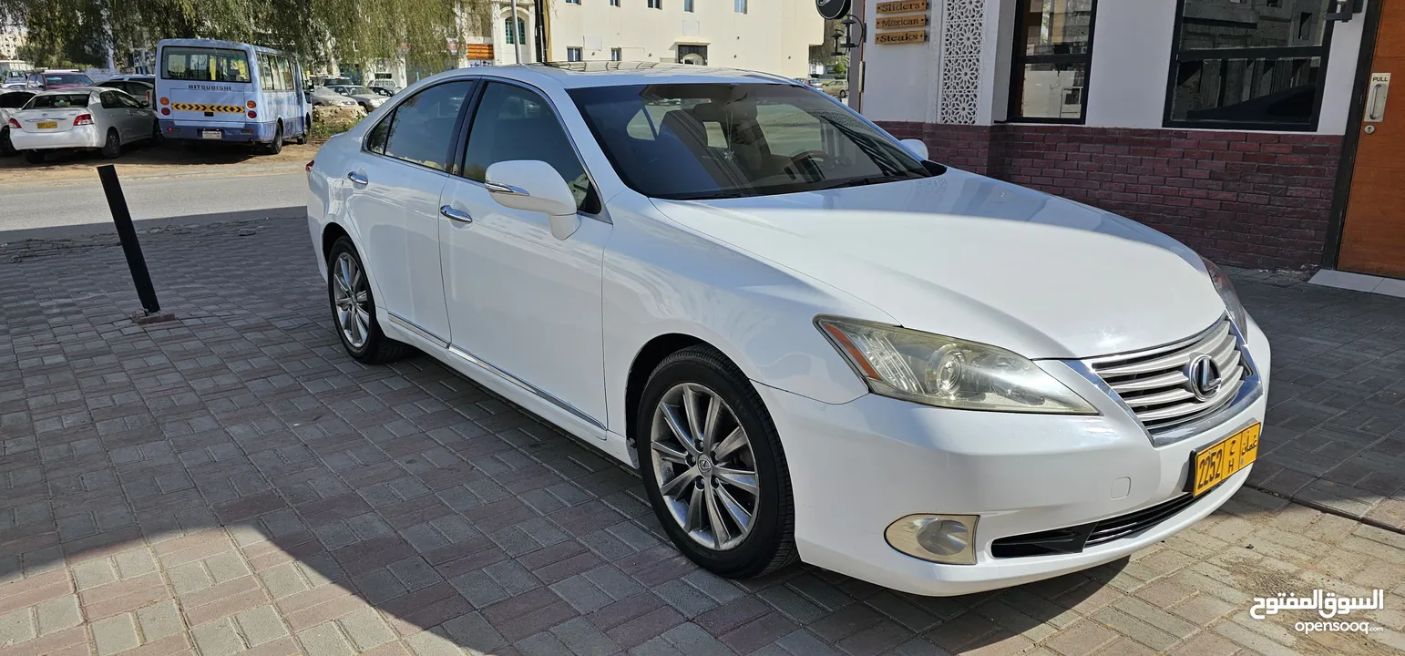 لكزس ES 350 موديل 2012 للبيع فقط