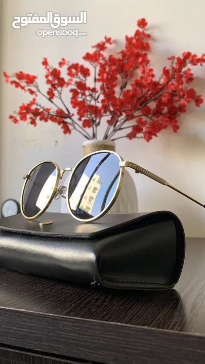 نظارة شمسية جديدة شبيهة بقصة ال RAYBAN