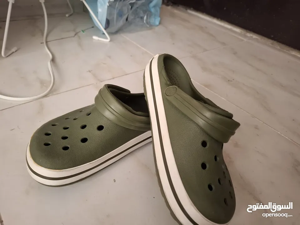 green crocs amazing super