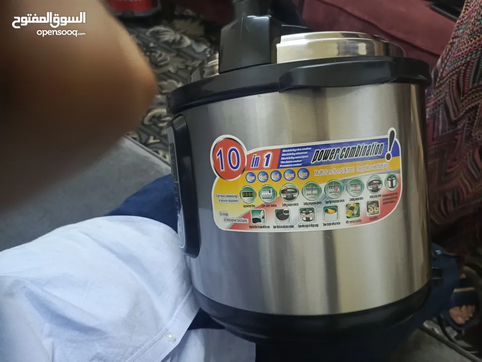 طنجرة ضغط كهربائيه 8برامج مستعمل بحالة الوكاله للبيع بسعر مغري السعر ع الخاص