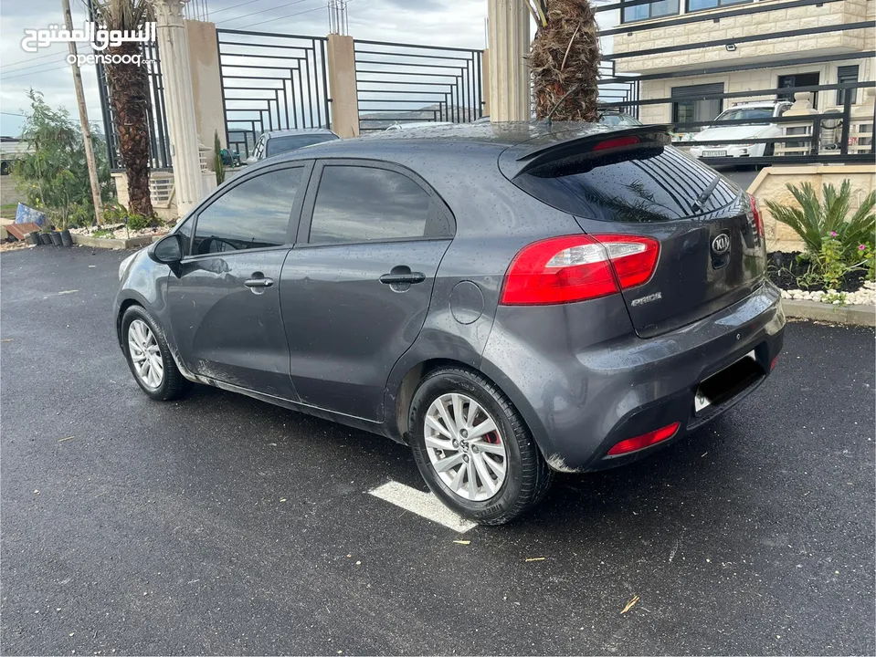 كيا برايد 2013 للبيع