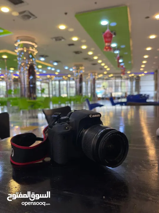 كاميرا Canon EOS-700D بحال الوكالة تماماً للبيع