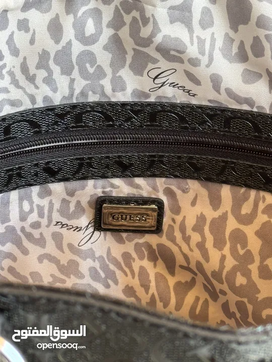 شنطة جيس مستعملة للبيع guess