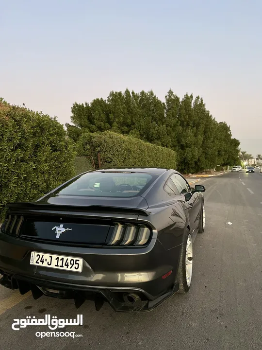 موستنك كير عادي V6