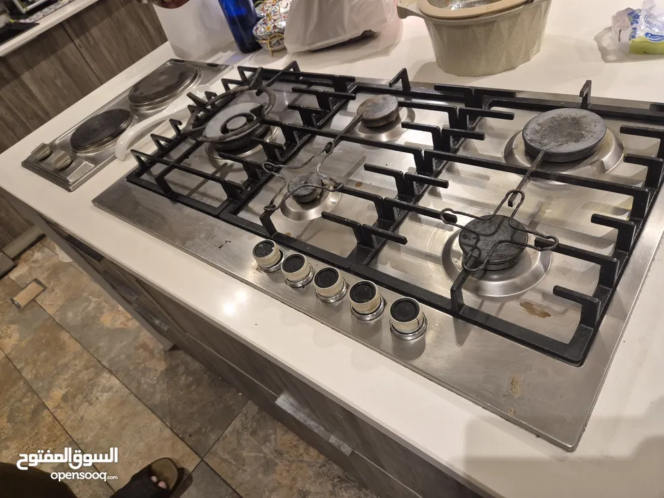 كهربائيات بيت و مطبخ مستعملة بحالة ممتازة  للبيع