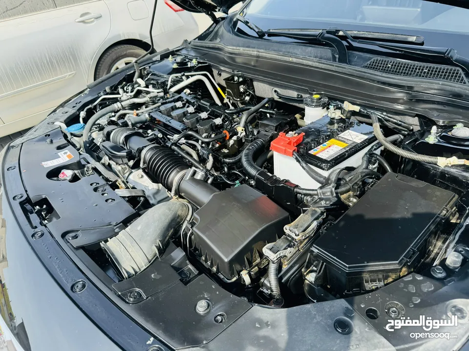 Honda Accord 2021 EXL Perl Black  1.5 turbo.    only low mileage 23,398