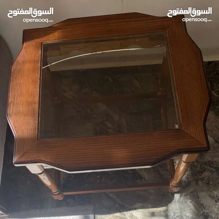 طقم طاولة وسط لغرفة جلوس مع طربيزات جانبية