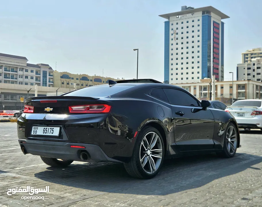 2017 Chevrolet Camaro 2LT / Gcc Specs / Top Option / Sunroof / Leather Seats / Nav / Camera