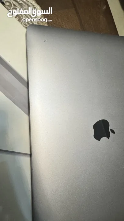 MacBook Pro 13 inch 2019