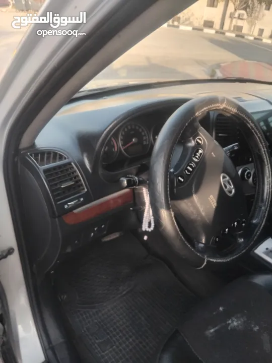 هونداي سنتافيه . ركز رخصه وتامين سنه  شاشه أندرويد كبيره حساس خلفي  فتحة سقف  شصيات نضاف  عمدان الف