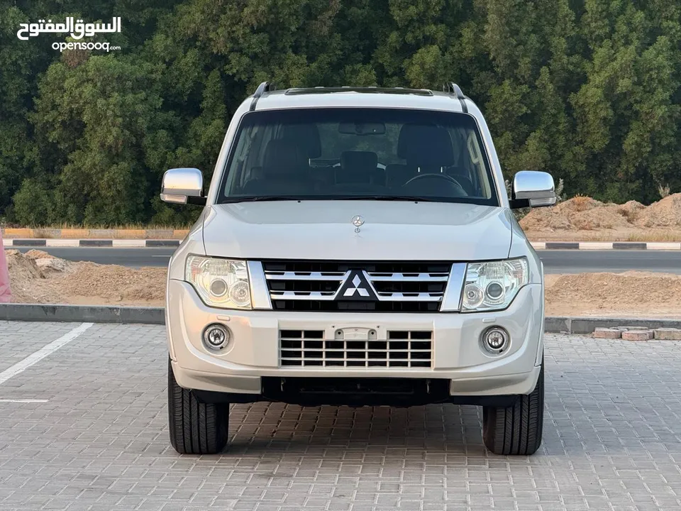 Mitsubishi pajero 2015 model gcc full option