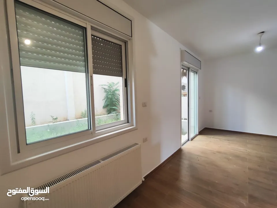 شقة قيد الفرش للإيجار – عين منجد / شارع إسكان المهندسين