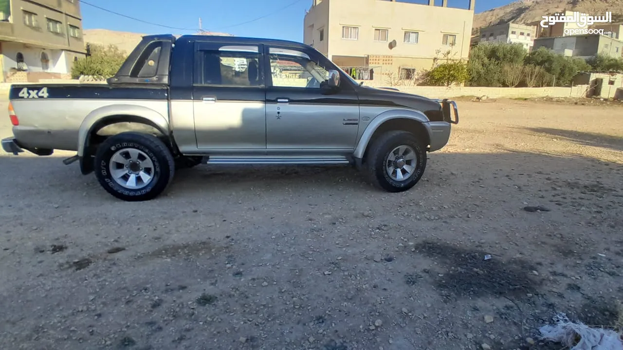 ميتسوبيشي ماغنوم L200 2006