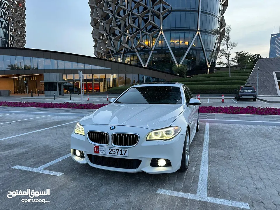 للبيع BMW 528 الموتر خليجي ((كيت M كااامل وكالة ))  موديل 2015