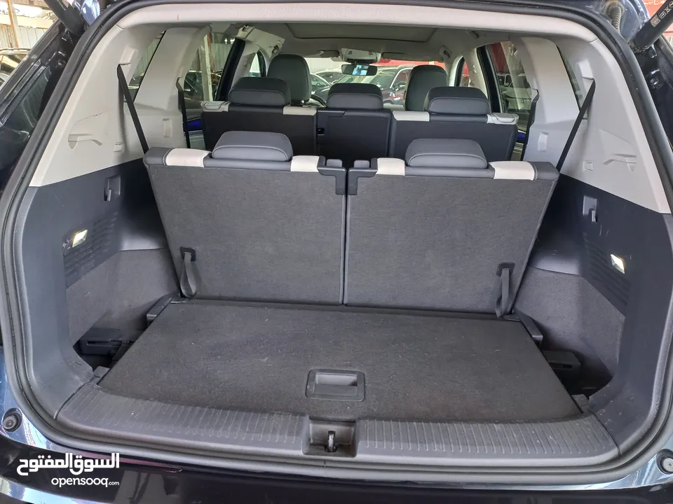 VOLKSWAGEN ID.6 PRO VIP 2023(فولكس فاجن )