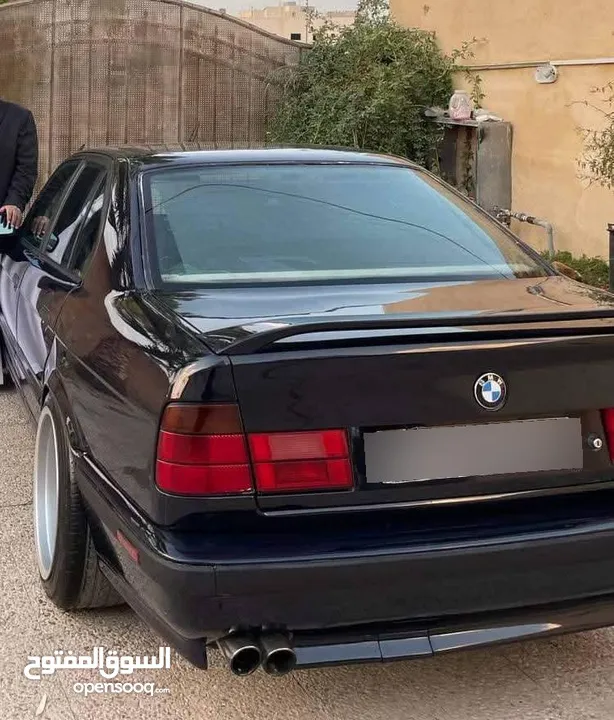 سيارة بي ام 520 BMW 520