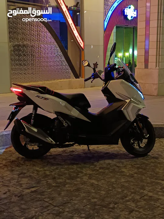سكوتر RT1 من CYCLONE