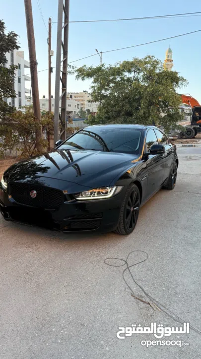 جاكوار XE 2017