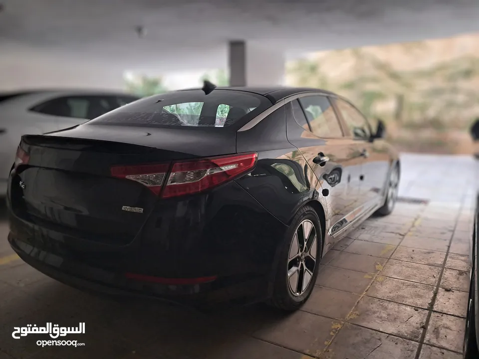كيا مميز هايبرد وارد كوريا بحال الوكاله دهان الوكاله خاليه من الحوادث Kia K5 Hybrid 2014