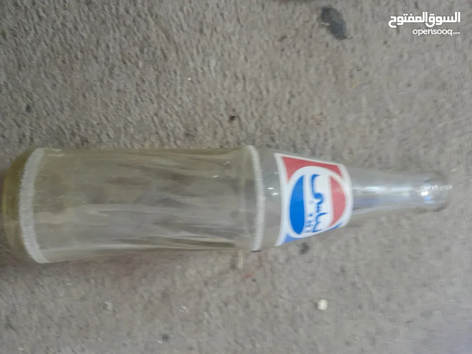 عبوة بيبسي من1976م