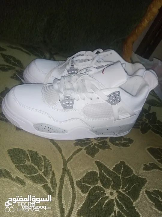 Jordan 4 Retro White Oreo (2021) نايك جوردن 4 بسعر مغري جداا بدل ال50 فقط 25